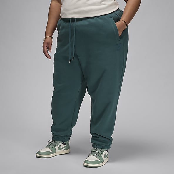 Womens Plus Size Lifestyle Pants Tights. Nike